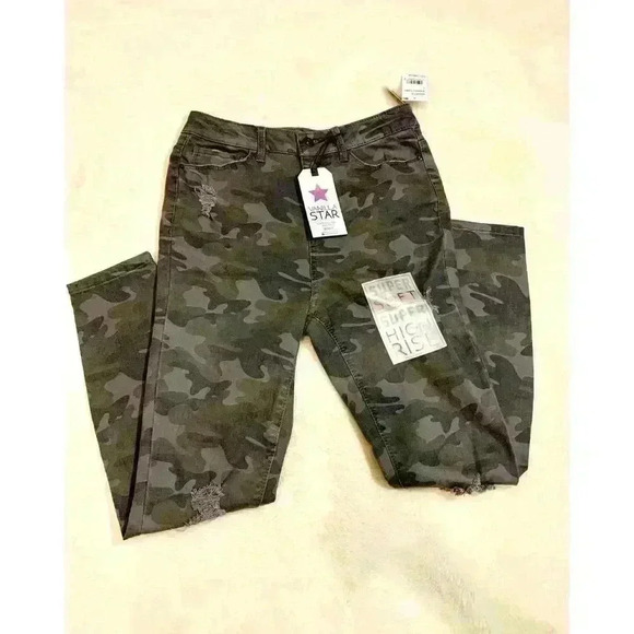 Vanilla Star Jeans Ripped Camo Cropped size 7 in Juniors - Picture 4 of 5